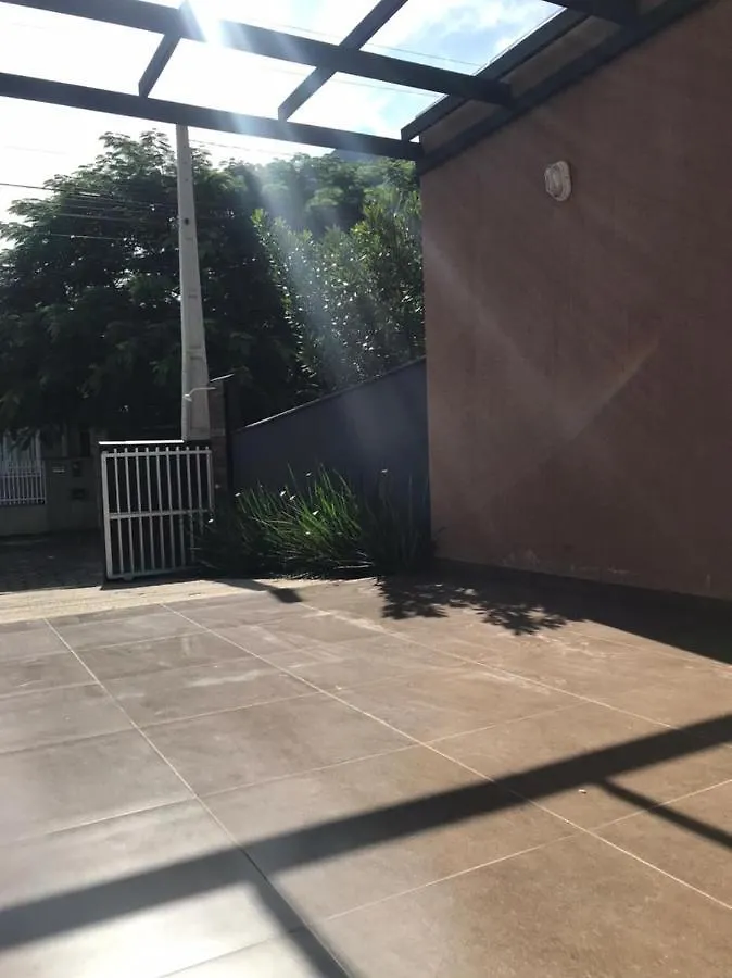 Casa Enseada, Prainha, Praia Grande Com Ar Nos 2 Quartos Sao Francisco do Sul Casa de Férias